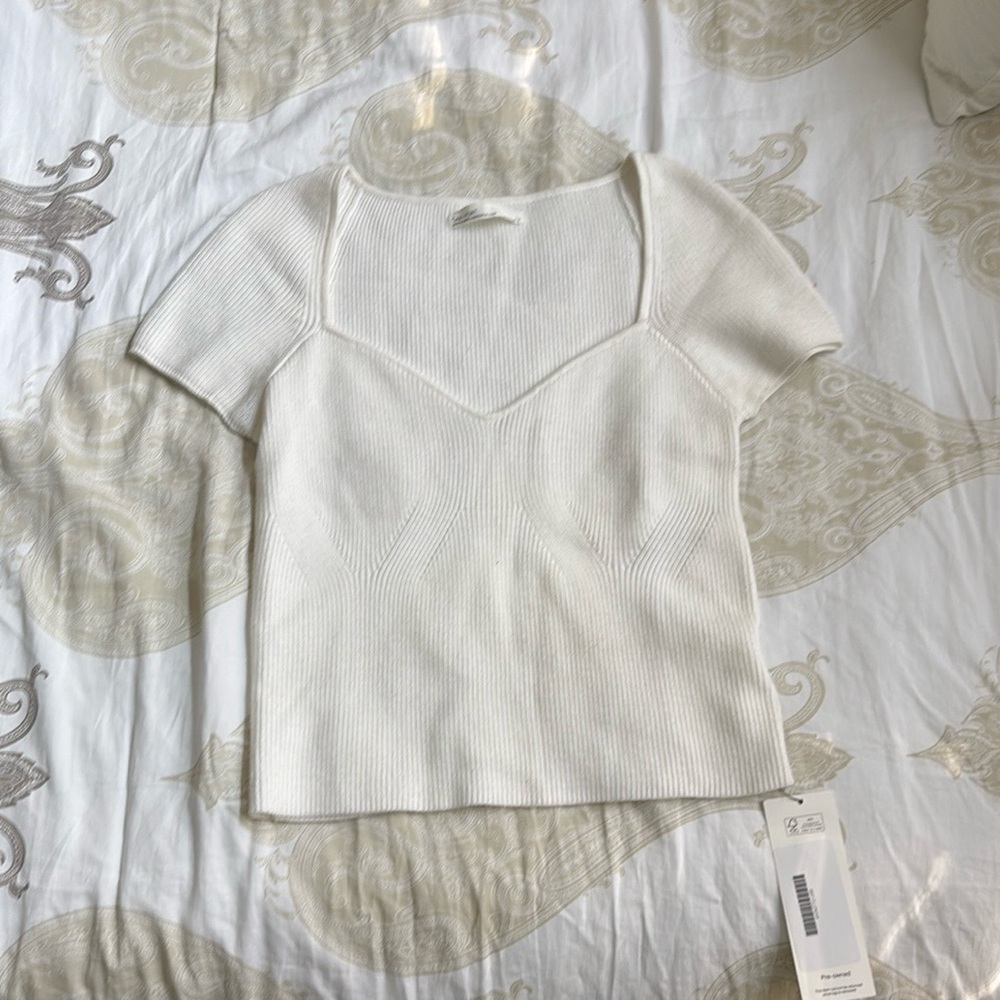 Oak + Fort White Ribbed Top